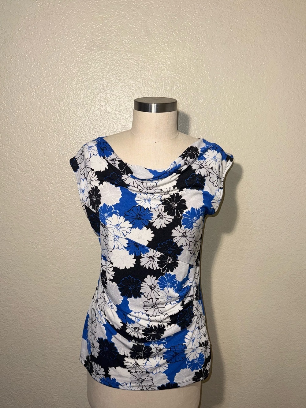 Ann Taylor Medium Floral Cowl Neck Ruched Shell Top Career Classic